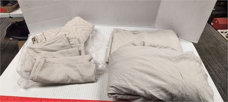 Lot Of Linens
