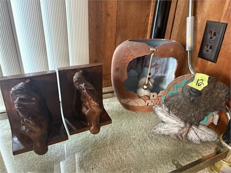 Horse Book Ends, Decor