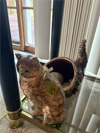 Cat Decor