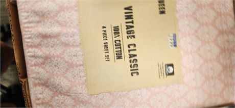 Queen sheet set