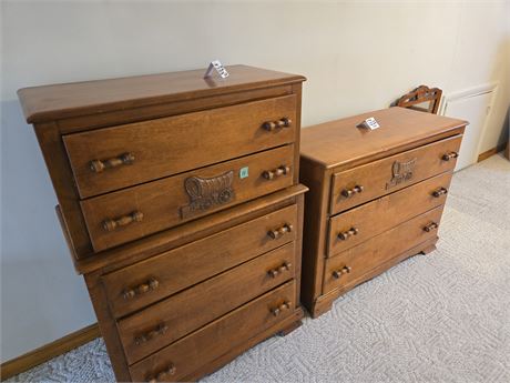 Virginia House Covered Wagon Dressers