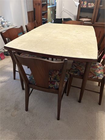 Table and Chairs, Leaf and Cover