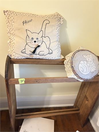 Quilt Rack and Pillows