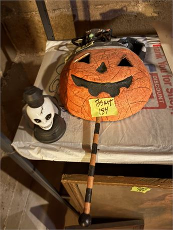 Halloween Decor