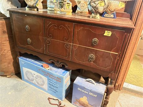 Vintage Buffet Table
