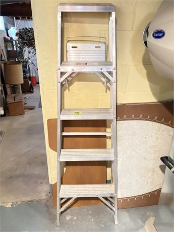 Ladder