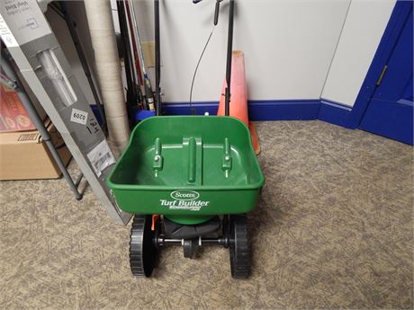 Scotts Turf Builder Seed Spreader