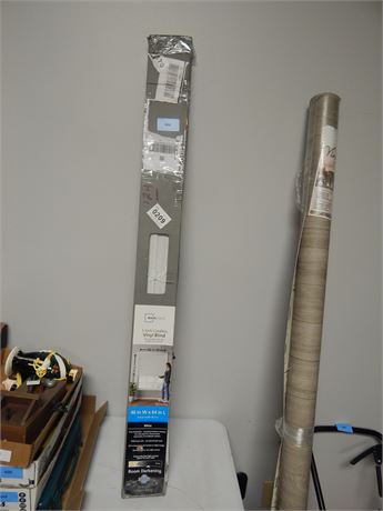Mainstays 1in. Cordless Vinyl Blind. Size 46in, Wide x 64in. Long