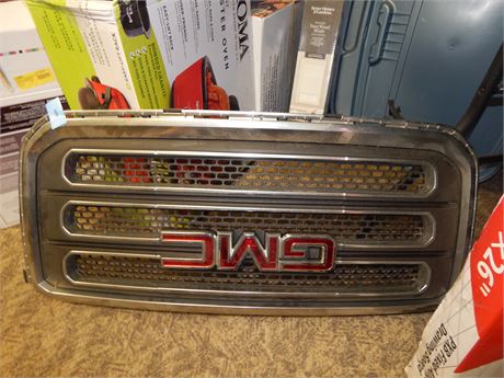 2012 GMT 968 Arcadia SLT Grille