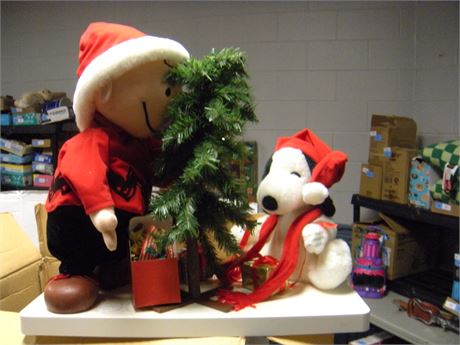Santa's Best Holiday Animation. Charlie Brown's Foot Needs Glued Back On.