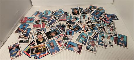 Lot Of Baseball Cards