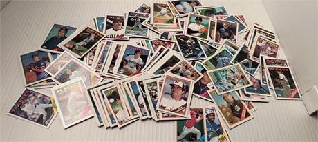 Lot Of Baseball Cards