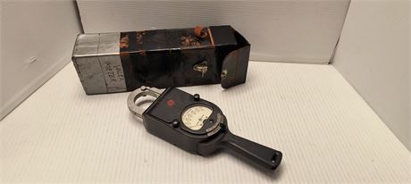 Vintage GE A-C Volt Ammeter & Case