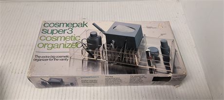 Cosmepak Super 3 Cosmetic Organizer