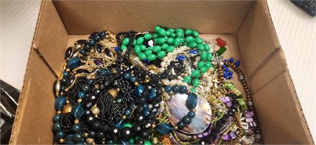 Lot of Jewelry