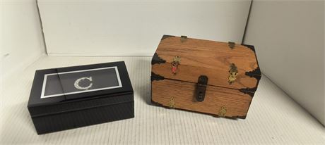 2 Storage Boxes