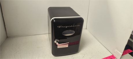 Frigidaire Mini Can Cooler