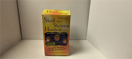 Halloween Skull And Hands 20 Lights