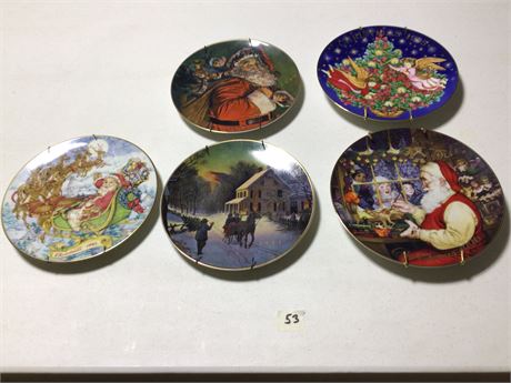 Beautiful Collectable Holiday Plates