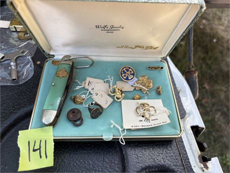 Knife, Pins, Ring