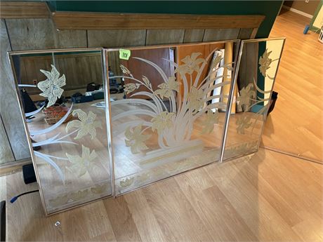 Vintaged Wall Mirrors with Etched Floral Designs (3)