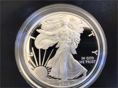 2010 Uncirculated Silver Eagle 99.9% Silver