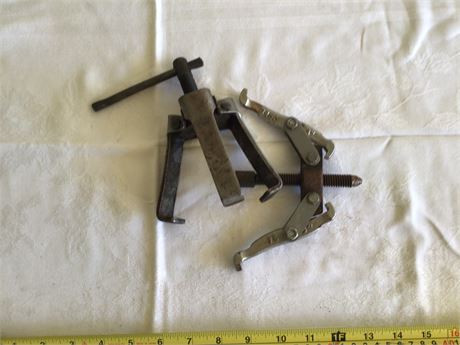 Two Gear Pullers
