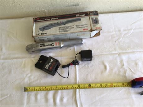 Cordless Power Wrench