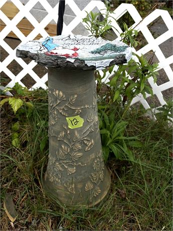 Bird Bath Base, Decor