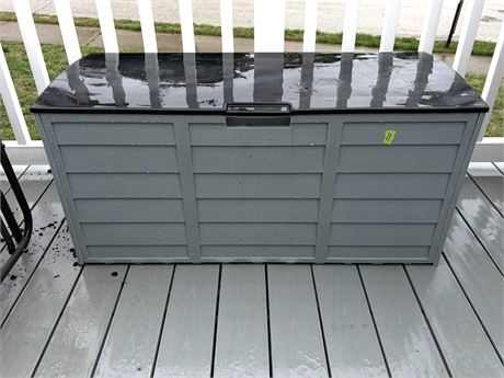Deck Box
