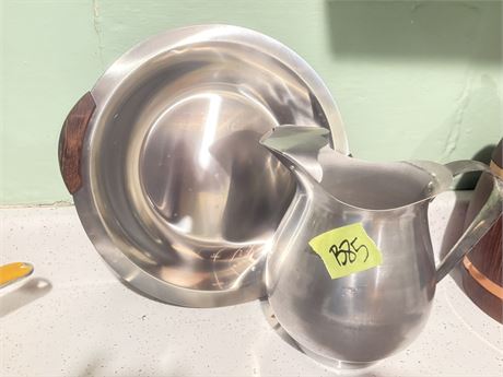 Pitcher and Serving Platter