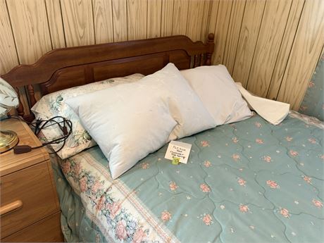 Full Size Bed
