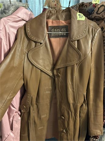 Vintage Women's Leather Jacket, dan di modes