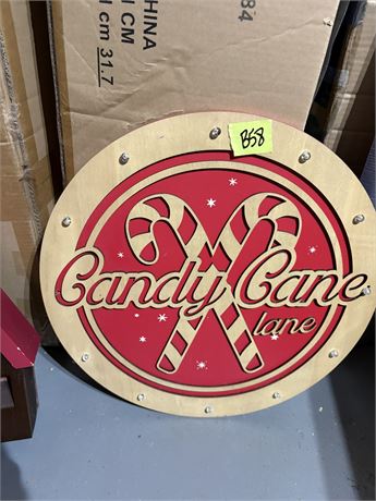 Lighted "Candy Cane Lane" Decor
