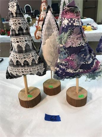 3 Craft Christmas Trees with Stand