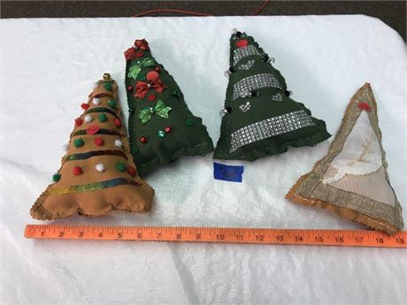 4 Craft Christmas Trees