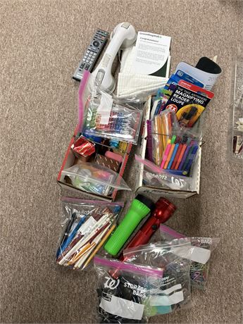 Misc Lot, Markers, Flashlights, Clips