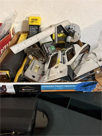 Staple Guns and Supplies