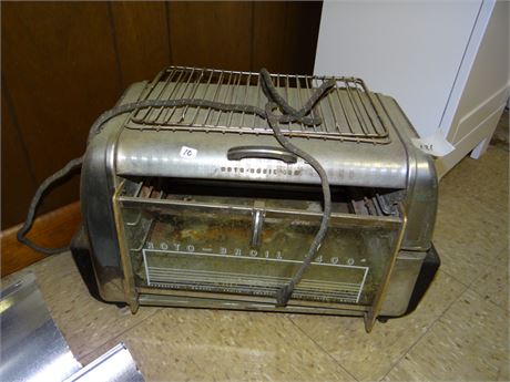 Vintage Oven Basement