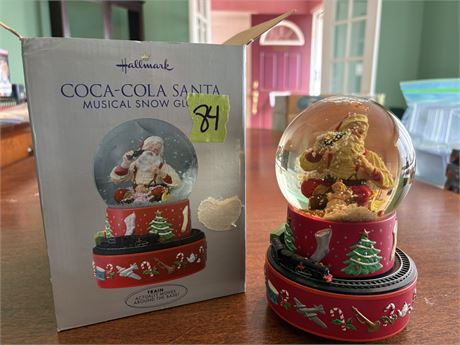 Hallmark Coca-Cola Snow Globe