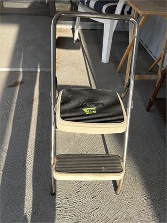 Step Ladder