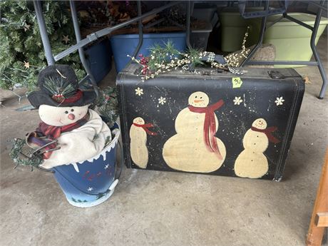 Snowman Suitcase and Decor