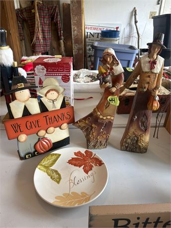 Thanksgiving Decor