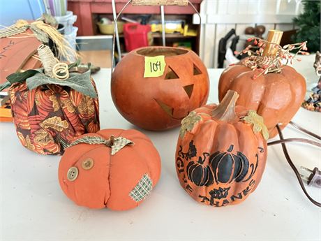 Pumpkin Decor