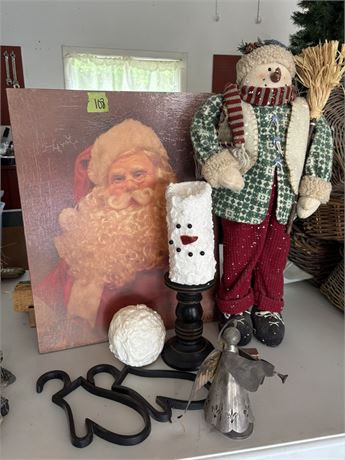 Holiday Decor, Santa Wall Decor