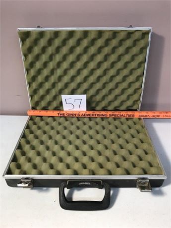 Challenger Hard-Case