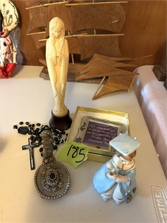 Mary Statue, Frame