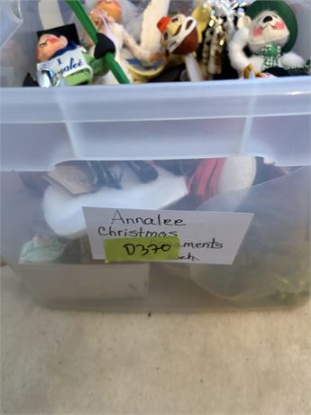 Annalee Dolls