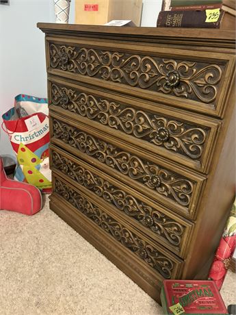 Dresser