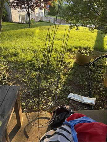 Tomato Stands
